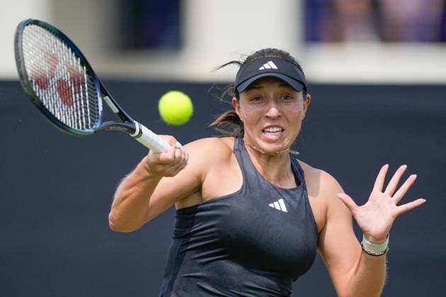 Mandatory Credit: Photo by Dave Shopland Shutterstock (13984799bf) USA s Jessica Pegula in 2nd round action Rothesay International Eastbourne, Tennis, Day Three, Devonshire Park, Eastbourne, UK - 28 Jun 2023 Rothesay International Eastbourne, Tennis, Day Three, Devonshire Park, Eastbourne, UK - 28 Jun 2023 Copyright: xDavexShopland Shutterstockx 13984799bf