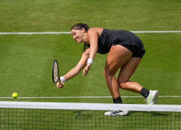 Mandatory Credit: Photo by Dave Shopland Shutterstock (13984799bs) Great Britain s Jodie Burrage during her 2nd round defeat Rothesay International Eastbourne, Tennis, Day Three, Devonshire Park, Eastbourne, UK - 28 Jun 2023 Rothesay International Eastbourne, Tennis, Day Three, Devonshire Park, Eastbourne, UK - 28 Jun 2023 Copyright: xDavexShopland Shutterstockx 13984799bs
