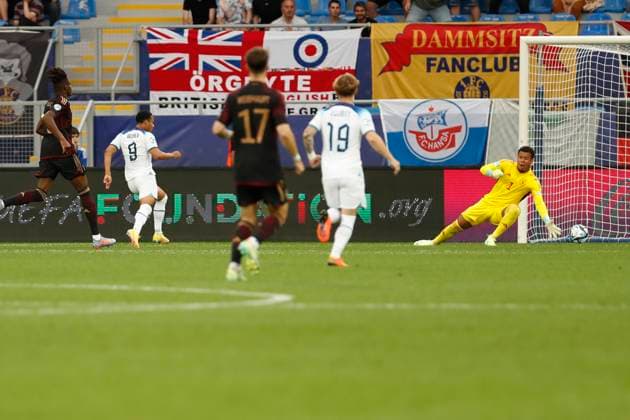 UEFA U21 European Championship, Germany England, 3 group match, 28 06 2023, Batumi Cameron ARCHER 9, England scores first early goal for England, UEFA U21 European Football Championship in Romania and Georgia, Germany England, 3 group match, 28 06 2023, Batumi Copyright: xBEAUTIFULxSPORTS Meuselx