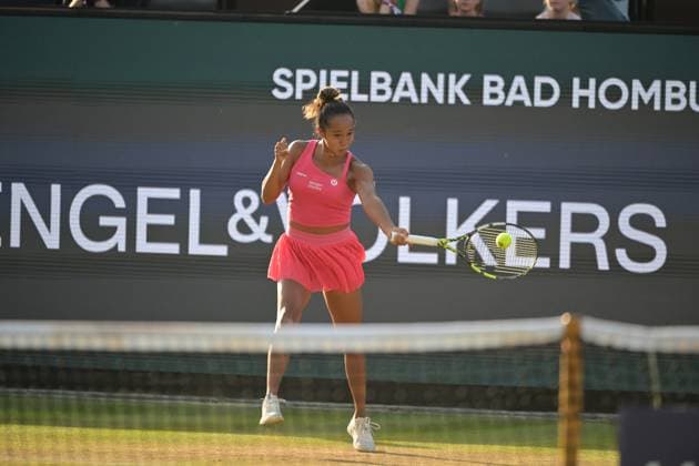 28 06 2023, xbrx, tennis Bad Homburg Open WTA 250, emspor, v l Fernandez, Leylah CAN , plays the ball, focused, concentrated Bad Homburg