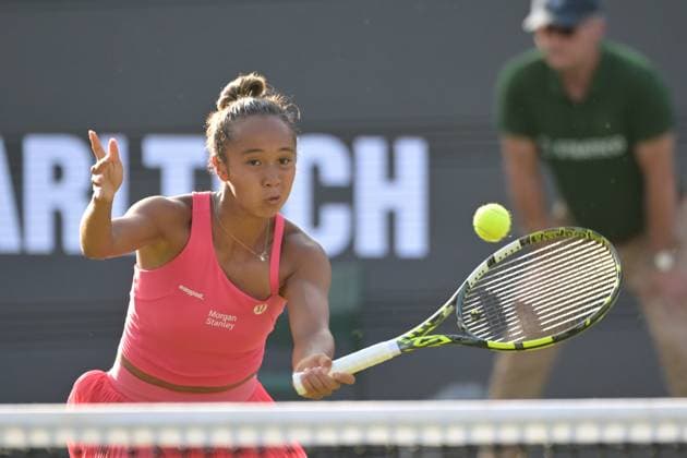 28 06 2023, xbrx, tennis Bad Homburg Open WTA 250, emspor, v l Fernandez, Leylah CAN , plays the ball, focused, concentrated Bad Homburg