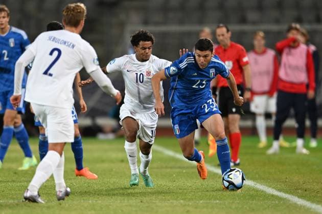 Nicolo Cambiaghi (Italy U21, U 21 Oscar Bobb (Norway U21) during the UEFA Under 21 Championship Georgia-Romania 2023 match between Italy 0-1 Nowey at Cluj Arena on June 28, 2023 in Cluj-Napoca, Romania. Noxthirdxpartyxsales  (222931023)