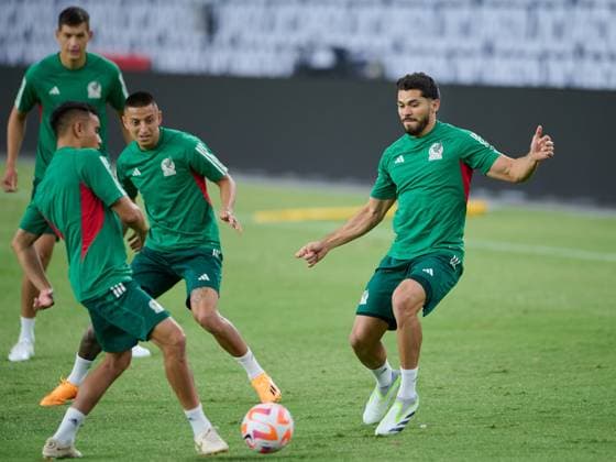 RECORD DATE NOT STATED 2023 CONCACAF Mexico Training Carlos Rodriguez, Roberto Alvarado, Henry Martin during the training of Mexico (Mexican national team, Nationalteam prior to the game of the CONCACAF Gold Cup 2023 against Haiti in Group B, at State Farm Stadium, on June 28, 2023. <br><br> Carlos Rodriguez, Roberto Alvarado, Henry Martin durante el Entrenamiento de Mexico (Seleccion Nacional Mexicana) previo al partido de la Copa Oro de la CONCACAF 2023 contra Haiti en el Grupo B, en el Estadio State Farm, el 28 de Junio de 2023. PHOENIX ARIZONA ESTADOS UNIDOS Copyright: xCristianxdexMarchenax 20230628202628_CGC_23_GB_MEX_TRAI_MARTINEZ4