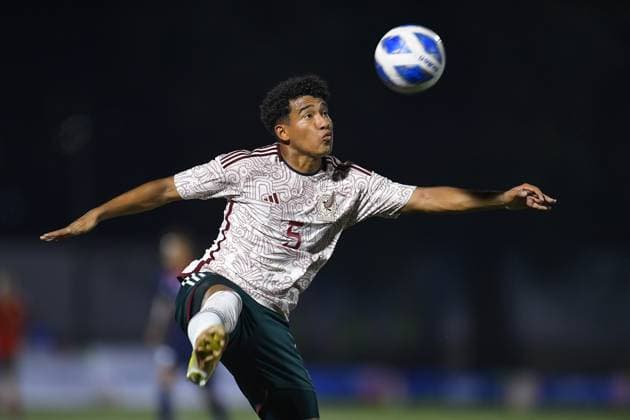 RECORD DATE NOT STATED JCC San Salvador 2023 Mexico vs Dominican Republic Isaias Violante of Mexico during the game Mexico vs Dominican Republic, corresponding to Group A of Mens Soccer at the Central American and Caribbean Games San Salvador 2023, at Las Delicias National Stadium, on June 28, 2023. <br><br> Isaias Violante de Mexico durante el partido Mexico vs Republica Dominicana, correspondiente al Grupo A del Futbol Masculino en los Juegos Centroamericanos y del Caribe San Salvador 2023, en el Estadio Nacional Las Delicias, el 28 de Junio de 2023. SAN SALVADOR SAN SALVADOR EL SALVADOR  Copyright: xAdrianxMaciasx 20230628213638_JCC_23_M_MEX_DOM_VIOLANTE21