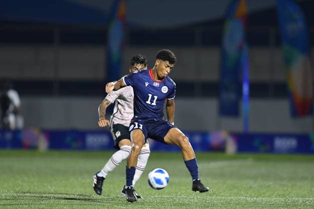 RECORD DATE NOT STATED JCC San Salvador 2023 Mexico vs Dominican Republic Nowend Lorenzo of Dominicana during the game Mexico vs Dominican Republic, corresponding to Group A of Mens Soccer at the Central American and Caribbean Games San Salvador 2023, at Las Delicias National Stadium, on June 28, 2023. <br><br> Nowend Lorenzo de Dominicana durante el partido Mexico vs Republica Dominicana, correspondiente al Grupo A del Futbol Masculino en los Juegos Centroamericanos y del Caribe San Salvador 2023, en el Estadio Nacional Las Delicias, el 28 de Junio de 2023. SAN SALVADOR SAN SALVADOR EL SALVADOR  Copyright: xAdrianxMaciasx 20230628225747_JCC_23_M_MEX_DOM_LORENZO68