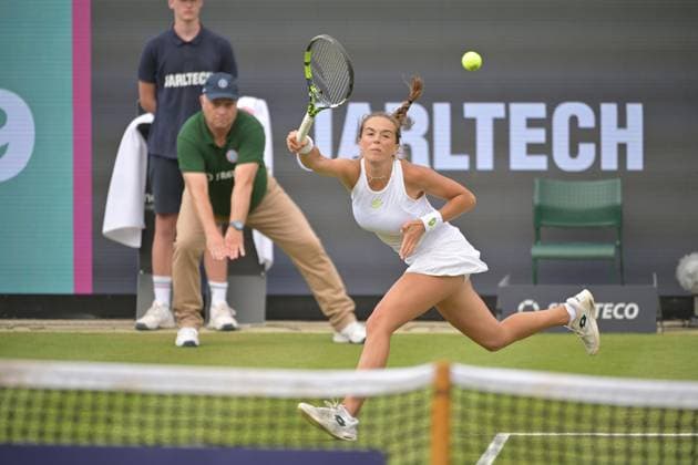 28 06 2023, xbrx, tennis Bad Homburg Open WTA 250, emspor, v l Bronzetti, Lucia ITA , plays the ball, focused, concentrated Bad Homburg