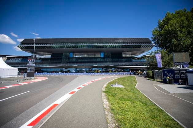 FORMULA 1 - GP of Austria 2023 SPIELBERG,AUSTRIA,29.JUN.23 - MOTORSPORTS, FORMULA 1 - Grand Prix of Austria, Red Bull Ring, preview. Image shows the welcome center.  GEPAxpictures xWolfgangxJannach