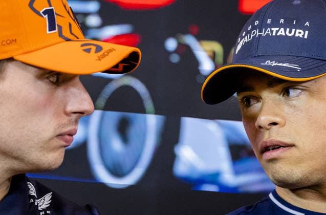 SPIELBERG - Max Verstappen (Red Bull Racing) and Nyck de Vries (AlphaTauri) have a chat during the media day press conference, PK, Pressekonferenz leading up to the Austrian Grand Prix at the Red Bull Ring on June 29, 2023 in Spielberg, Austria. ANP SEM VAN DER WAL F1 Grand Prix of Austria - Previews 2023 xVIxANPxSportx xxANPxIVx 472718146 originalFilename: 472718146.jpg