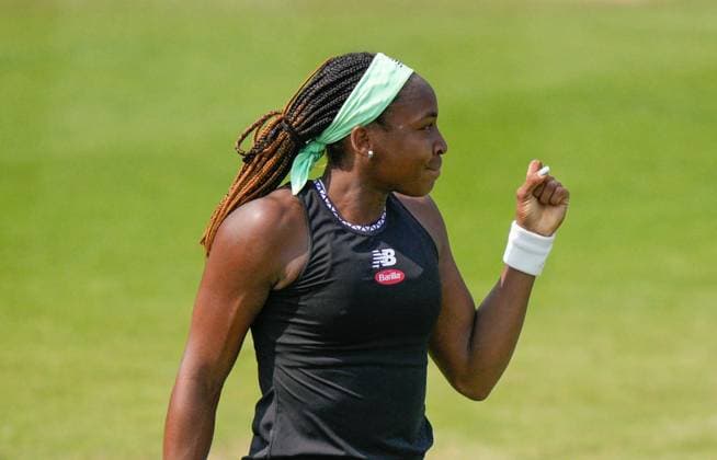 Mandatory Credit: Photo by Dave Shopland Shutterstock (13984800k) USA s Coco Gauff celebrates match point as she wins Quarter final in straight sets Rothesay International Eastbourne, Tennis, Day Four, Devonshire Park, Eastbourne, UK - 29 Jun 2023 Rothesay International Eastbourne, Tennis, Day Four, Devonshire Park, Eastbourne, UK - 29 Jun 2023 Copyright: xDavexShopland Shutterstockx 13984800k