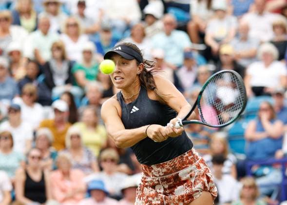 29th June 2023; Devonshire Park, Eastbourne, East Sussex, England: Rothesay International Eastbourne, Day 4; Jessica Pegula (USA) plays a backhand against Coco Gauff (USA)  ActionPlus12524982 HongboxChen