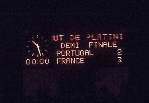 Football, EURO 1984 Final soreboard during the Semi-Final of the UEFA EURO, EM, Europameisterschaft,Fussball 1984 Soccer match, France vs Portugal at Stade-Velodrome in Marseille, France on June 23rd, 1984. France won 3-2. Photo by Henri Szwarc ABACAPRESS.COM Marseille France  Copyright: xSzwarcxHenri ABACAx 674512_017 SzwarcxHenri ABACAx 674512_017