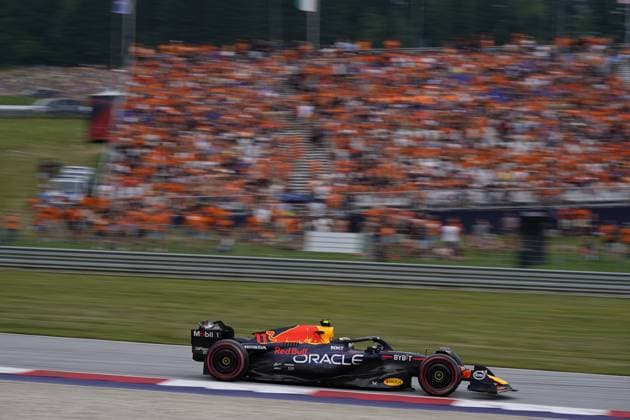F1 Grand Prix of Austria - Practice & Qualifying Sergio Perez of Mexico driving the (11) Oracle Red Bull Racing RB19 Honda RBPT during the Formula 1 Rolex Grand Prix of Austria 2023 on June 30th, 2023 in Spielberg, Austria. Spielberg Austria Austria  Copyright: xAlessioxMorgesex originalFilename:morgese-formula1230630_np92i.jpg