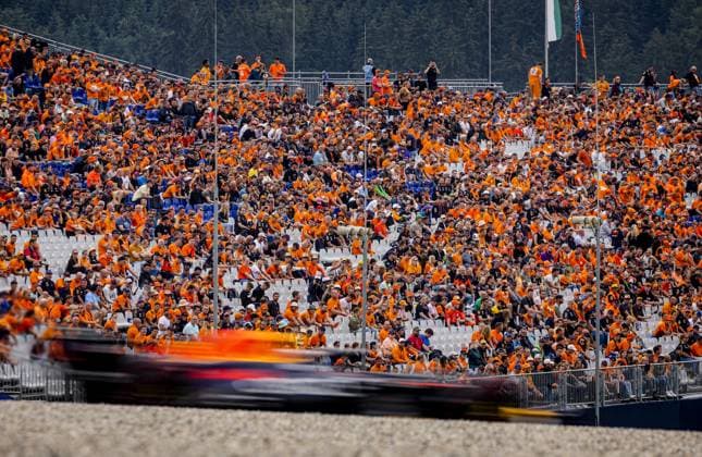 SPIELBERG - Max Verstappen (Red Bull Racing) during the Sprint Shootout leading up to the Austrian Grand Prix at the Red Bull Ring on July 1, 2023 in Spielberg, Austria. ANP SEM VAN DER WAL F1 Grand Prix of Austria - Practice 2023 xVIxANPxSportx xxANPxIVx 472842488 originalFilename: 472842488.jpg