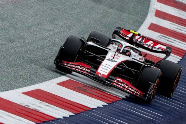 F1 Grand Prix Of Austria - Sprint SPIELBERG, AUSTRIA - JULY 01: Nico Hulkenberg of Germany and Haas F1 Team during shout out prior the Sprint ahead of the F1 Grand Prix of Austria at Red Bull Ring on July 01, 2023 in Spielberg, Austria. Spielberg Austria  Copyright: xDaniloxDixGiovannix originalFilename:digiovanni-f1grandp230701_npOjr.jpg