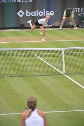 01 07 2023, xbrx, Tennis Bad Homburg Open WTA 250, emspor, v l FINALS, Siniakova, Katerina CZE , Bronzetti, Lucia ITA , focused, concentrated, plays the ball, Bad Homburg