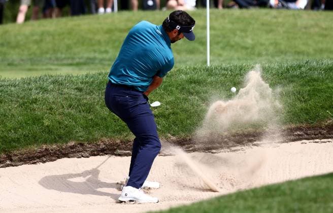 Mandatory Credit: Photo by James Marsh Shutterstock (13987425be) Antonie Rozner of France holes out from a bunker during his round. Betfred British Masters, Day Three, Golf, The Belfry Golf Club, Sutton Coldfield, UK - 01 Jul 2023 Betfred British Masters, Day Three, Golf, The Belfry Golf Club, Sutton Coldfield, UK - 01 Jul 2023 Copyright: xJamesxMarsh Shutterstockx 13987425be