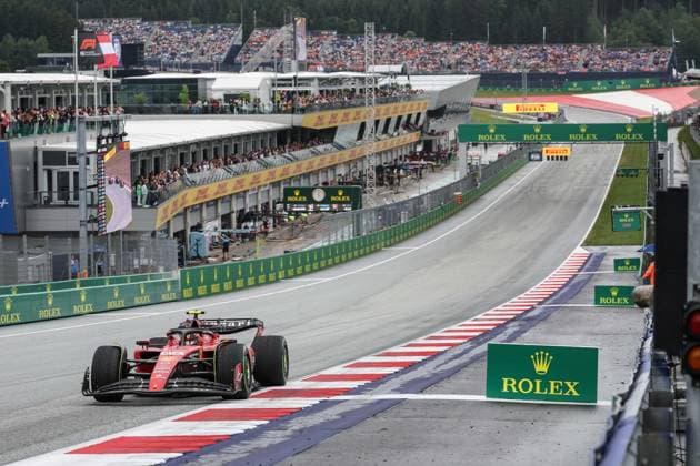 55 Carlos Sainz (ESP, Scuderia Ferrari), F1 Grand Prix of Austria at Red Bull Ring on July 1, 2023 in Spielberg, Austria. (Photo by HOCH ZWEI Italy Photo Press) (Verwendung nur in Deutschland - GERMANY ONLY) *** 55 Carlos Sainz ESP, Scuderia Ferrari , F1 Grand Prix of Austria at Red Bull Ring on July 1, 2023 in Spielberg, Austria Photo by HOCH ZWEI Italy Photo Press Use in Germany GERMANY ONLY 