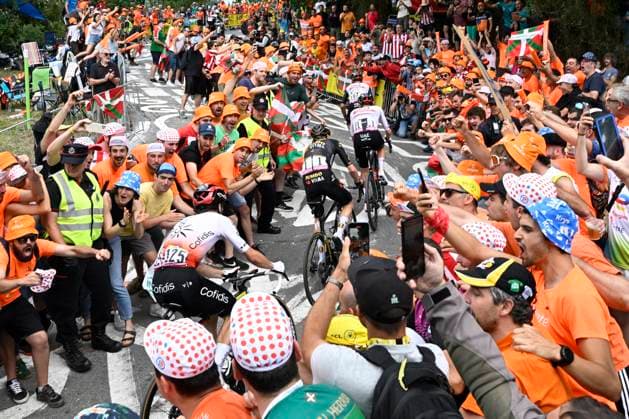 BILBAO, SPAIN - JULY 01 : Illustration picture supporters and fans during stage 1 of the 110th edition of the Tour de France 2023 cycling race, a stage of 182 kms with start and finish in Bilbao on July 01, 2023 in Bilbao, Spain, 1 07 2023 ( Motordriver Kenny Verfaillie - Tour de France 2023 - Stage 01 PhotoNews Panoramic 