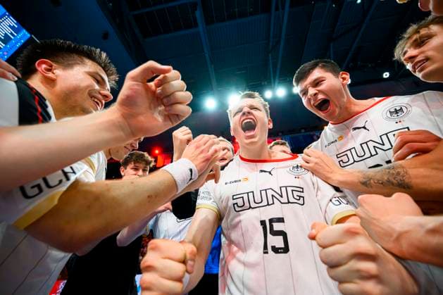 Berlin, 29 June 2023 Handball U21 World Cup Final Semifinal Germany Serbia Renars Uscins Germany TSV Hannover Burgdorf , Justus Fischer Germany TSV Hannover Burgdorf , Mika Sajenev Germany DHfK Leipzig Final Cheer Final Cheer Emotion Joy Berlin Max Schmeling Halle Berlin Germany