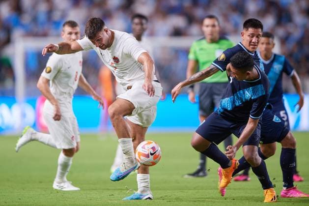 RECORD DATE NOT STATED 2023 CONCACAF Gold Cup Guatemala 0-0 Canada (L-R) Lucas Cavallini of Canada and Jose Ardon of Guatemala during the game Guatemala vs Canada, corresponding to group D of the CONCACAF Gold Cup 2023, at Shell Energy Stadium, on July 01, 2023. <br><br> (I-D) Lucas Cavallini de Canada y Jose Ardon de Guatemala durante el partido Guatemala vs Canada, correspondiente al grupo D de la Copa Oro de la CONCACAF 2023, en el Shell Energy Stadium, el 01 de Julio de 2023. HOUSTON TEXAS ESTADOS UNIDOS  Copyright: xCristianxdexMarchenax 20230701225254_CGC_23_GD_GUA_CAN_CAVALLINI91