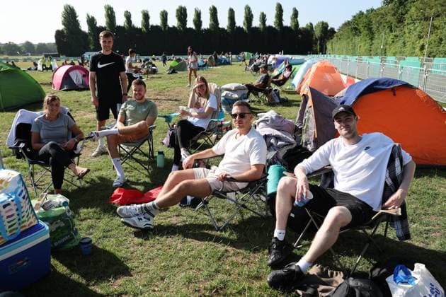 02 07 2023. London, United Kingdom. Tennis fans queuing for tickets on the eve of the Wimbledon Tennis Championships in London.  xStephenxLockx xixImagesx IIM-24526-0002