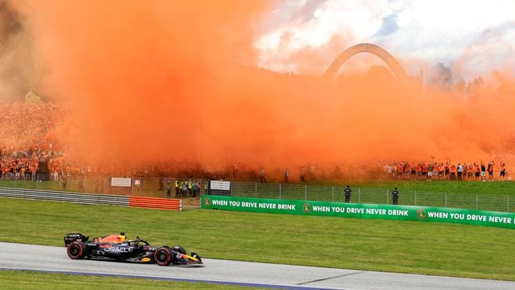 Sport Bilder des Tages FORMULA 1 - GP of Austria 2023 SPIELBERG,AUSTRIA,02.JUL.23 - MOTORSPORTS, FORMULA 1 - Grand Prix of Austria, Red Bull Ring. Image shows Max Verstappen (NED Red Bull Racing).  GEPAxpictures xMarioxBuehner