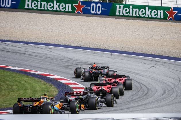 FORMULA 1 - GP of Austria 2023 SPIELBERG,AUSTRIA,02.JUL.23 - MOTORSPORTS, FORMULA 1 - Grand Prix of Austria, Red Bull Ring. Image shows cars after safety car.  GEPAxpictures xManfredxBinder