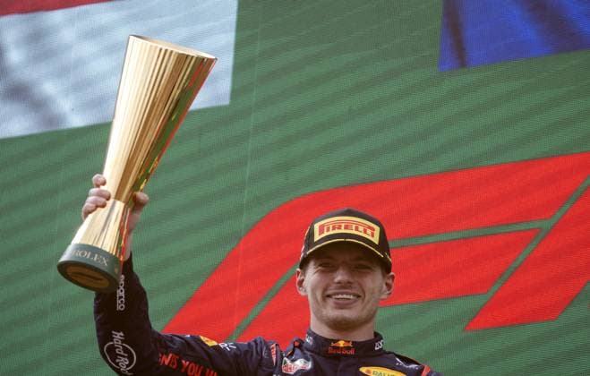 SPIELBERG - Max Verstappen (Red Bull Racing) celebrates on the podium his victory at the Austrian Grand Prix at the Red Bull Ring on July 02, 2023 in Spielberg, Austria. ANP SEM VAN DER WAL F1 Grand Prix of Austria 2023 xVIxANPxSportx xxANPxIVx 472913917 originalFilename: 472913917.jpg