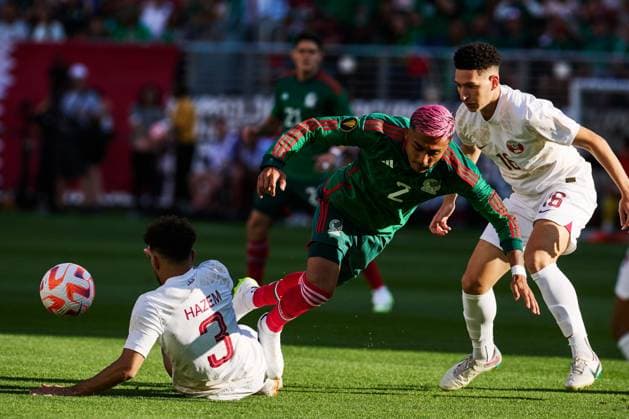 RECORD DATE NOT STATED 2023 CONCACAF Gold Cup Mexico vs Qatar Julian Araujo of Mexico during the game Mexico (Mexican national team, Nationalteam vs Qatar, corresponding to group B of the CONCACAF Gold Cup 2023, at Levis Stadium, on July 02, 2023. <br><br> Julian Araujo de Mexico durante el partido Mexico (Seleccion Nacional de Mexico) vs Qatar, correspondiente al grupo B de la Copa Oro de la CONCACAF 2023, en el Levis Stadium, el 02 de Julio de 2023. SANTA CLARA CALIFORNIA ESTADOS UNIDOS  Copyright: xJorgexMartinezx 20230702204358_CGC_GB_MEX_QAT_ARAUJO19