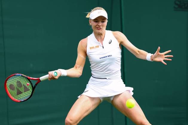 Mandatory Credit: Photo by Simon Dael Shutterstock (13992952x) Harriet Dart during her first round match Wimbledon Tennis Championships, Day 1, The All England Lawn Tennis and Croquet Club, London, UK - 03 Jul 2023 Wimbledon Tennis Championships, Day 1, The All England Lawn Tennis and Croquet Club, London, UK - 03 Jul 2023  Copyright: xSimonxDael Shutterstockx 13992952x