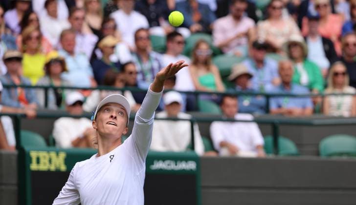 2023 Wimbledon Tournament LONDRES, LO - 03.07.2023: 2023 WIMBLEDON TOURNAMENT - Iga Swiatek (POL) during Wimbledon 2023 Tournament held in London, England. (Photo: Andre Chaco Fotoarena) x2396486x  AndrexChaco