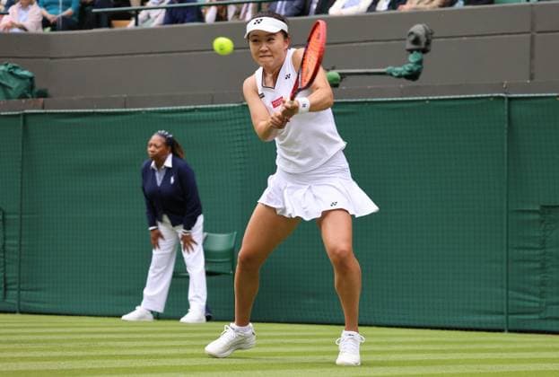 2023 Wimbledon Tournament LONDRES, LO - 03.07.2023: 2023 WIMBLEDON TOURNAMENT - Lin Zhu (CHN) during Wimbledon 2023 Tournament held in London, England. (Photo: Andre Chaco Fotoarena) x2396539x  AndrexChaco