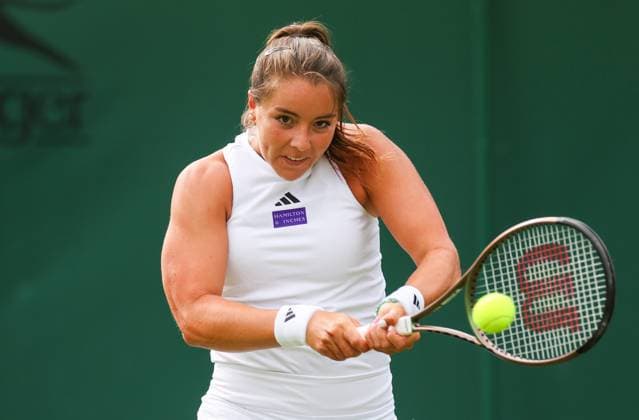 Mandatory Credit: Photo by Ella Ling Shutterstock (13992814bo) Jodie Burrage In action Wimbledon Tennis Championships, Day 1, The All England Lawn Tennis and Croquet Club, London, UK - 03 Jul 2023 Wimbledon Tennis Championships, Day 1, The All England Lawn Tennis and Croquet Club, London, UK - 03 Jul 2023  Copyright: xEllaxLing Shutterstockx 13992814bo