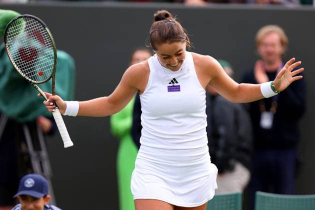 Sport Bilder des Tages 3rd July 2023; All England Lawn Tennis and Croquet Club, London, England: Wimbledon Tennis Tournament; Jodie Burrage celebrates as she wins the match against Caty McNally in her womens singles match  ActionPlus12526798 ShaunxBrooks