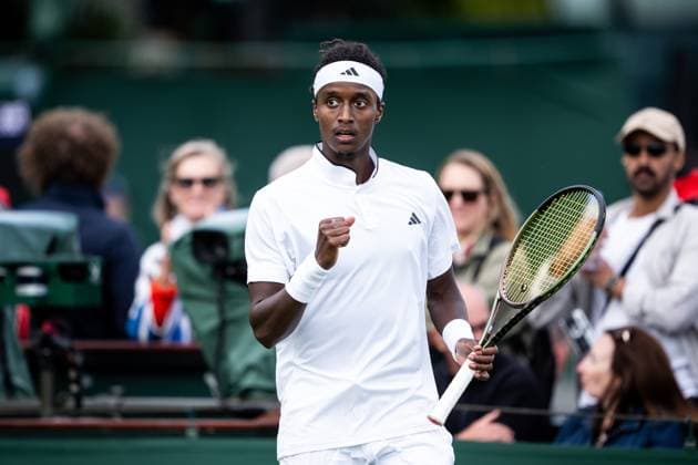 230703 Mikael Ymer of Sweden celebrates as he competes in a first round singles tennis match during day 1 of Wimbledon on July 3, 2023 in London Photo Jesper Zerman BILDBYRAN COP 234 JZ0389 tennis wimbledon day 1 bbeng jubel  Copyright: JESPERxZERMAN BB230703JZ022