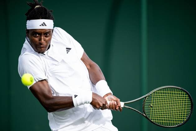230703 Mikael Ymer of Sweden competes in a first round singles tennis match during day 1 of Wimbledon on July 3, 2023 in London Photo Jesper Zerman BILDBYRAN COP 234 JZ0389 tennis wimbledon day 1 bbeng  Copyright: JESPERxZERMAN BB230703JZ024