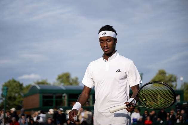 230703 Mikael Ymer of Sweden competes in a first round singles tennis match during day 1 of Wimbledon on July 3, 2023 in London Photo Jesper Zerman BILDBYRAN COP 234 JZ0389 tennis wimbledon day 1 bbeng  Copyright: JESPERxZERMAN BB230703JZ037