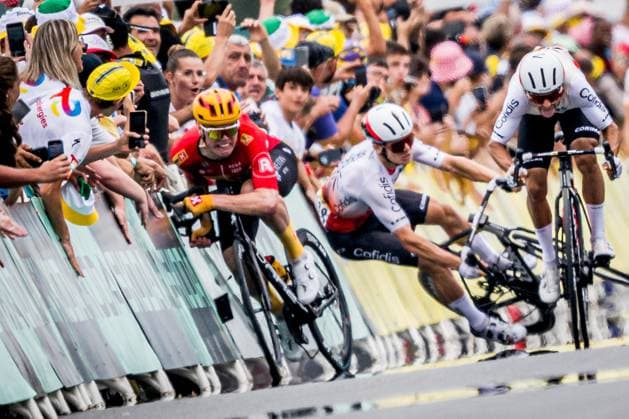 Norwegian Soren Waerenskjold of Uno-X Pro Cycling Team riders and French Axel Zingle fall during a sprint at the fourth stage of the Tour de France cycling race, a 181,8 km race from Dax to Nogaro, France, Tuesday 04 July 2023. This year s Tour de France takes place from 01 to 23 July 2023. JASPERxJACOBS  x70096835x