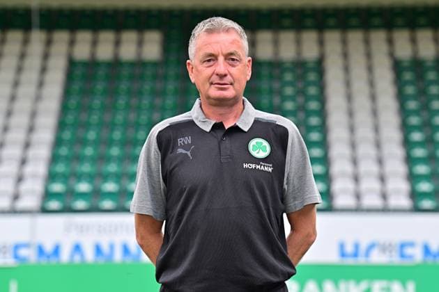 04 07 2023 SpVgg Greuther Fürth Kleeblatt Spielvereinigung 2 Fussball Bundesliga Saison 2023 2024 photo appointment portrait appointment presentation press appointment single photo portrait portrait head shot Rainer Widmayer Co Trainer SpVgg Greuther Fürth