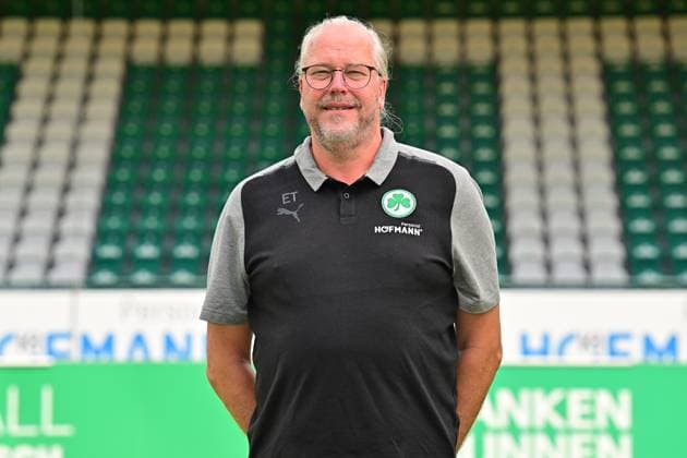 04 07 2023 SpVgg Greuther Fürth Kleeblatt Spielvereinigung 2 Fussball Bundesliga Saison 2023 2024 photo appointment portrait appointment presentation press appointment single photo portrait portrait headshot Dr Ekkehardt Templer team doctor SpVgg Greuther Fürth
