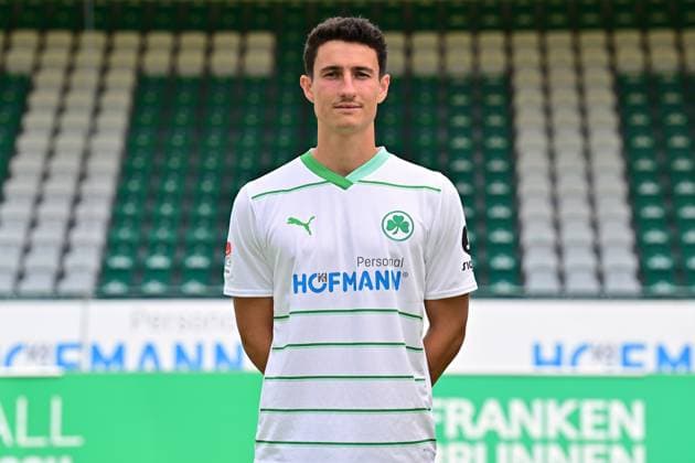 04 07 2023 SpVgg Greuther Fürth Kleeblatt Spielvereinigung 2 Football Bundesliga Season 2023 2024 photo appointment portrait appointment presentation press appointment single photo portrait portrait headshot Marco Meyerhöfer Meyerhoefer 18, SpVgg Greuther Fürth