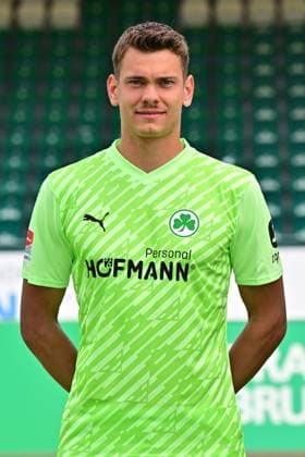 04 07 2023 SpVgg Greuther Fürth Kleeblatt Spielvereinigung 2 Football Bundesliga Season 2023 2024 photo appointment portrait appointment presentation press appointment single photo portrait portrait headshot Leon Schaffran 25, SpVgg Greuther Fürth