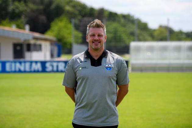 Coach Lukasz Kwasniok SC Paderborn 07 2 BL, Porträttermin 2023 2024, Copyright: xNeundorf Kirchner-Mediax
