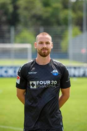 Jannis Heuer SC Paderborn 07 2 BL, portrait date 2023 2024, Copyright: xNeundorf Kirchner-Mediax