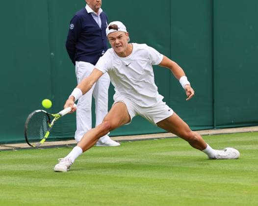 TENNIS - Wimbledon 2023 LONDON,ENGLAND,05.JUL.23 - TENNIS - ATP, Tennis Herren World Tour, Wimbledon, Grand Slam. Image shows Holger Rune (DEN).  GEPAxpictures xAlanxGrieves