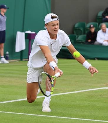 TENNIS - Wimbledon 2023 LONDON,ENGLAND,05.JUL.23 - TENNIS - ATP, Tennis Herren World Tour, Wimbledon, Grand Slam. Image shows Holger Rune (DEN).  GEPAxpictures xAlanxGrieves