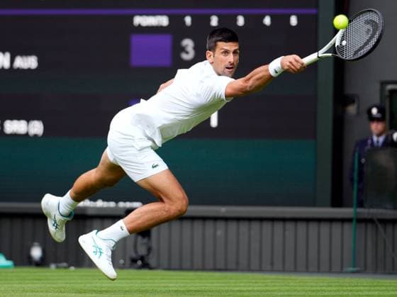 Sport Bilder des Tages Mandatory Credit: Photo by Dave Shopland Shutterstock (13995910gq) Novak Djokovic during his second round match Wimbledon Tennis Championships, Day 3, The All England Lawn Tennis and Croquet Club, London, UK - 05 Jul 2023 Wimbledon Tennis Championships, Day 3, The All England Lawn Tennis and Croquet Club, London, UK - 05 Jul 2023  Copyright: xDavexShopland Shutterstockx 13995910gq