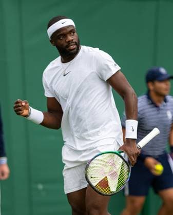 Tennis - Wimbledon Championship 2023 - Day 3 LONDON, ENGLAND - Wednesday, July 5, 2023: Frances Tiafoe (USA) in action against Yibing Wu (CHN) during the Gentlemen s Singles 1st Round match on Day Three of The Championships Wimbledon 2023 at the All England Lawn Tennis and Croquet Club. LONDON All England Lawn Tennis and Croq GREATER LONDON ENGLAND  Copyright: xKirstenxHolstx P2023-07-05-Wimbledon_Day_3-22