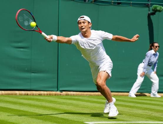 Tennis - 2023 Wimbledon Championships - Week One - Day Three - All England Lawn Tennis & Croquet Club, Wimbledon - Wednesday 5th July 2023 Sho Shimabukuro (JPN) v Grigor Dimitrov (BUL) Sho Shimabukuro (JPN) 
