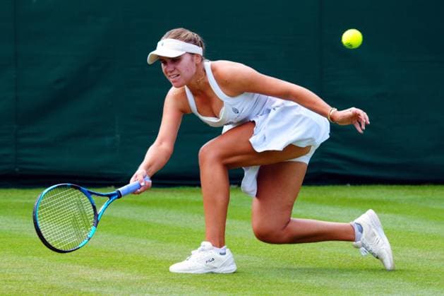 Mandatory Credit: Photo by Javier Garcia Shutterstock (13995919x) Sofia Kenin during her second round match Wimbledon Tennis Championships, Day 4, The All England Lawn Tennis and Croquet Club, London, UK - 06 Jul 2023 Wimbledon Tennis Championships, Day 4, The All England Lawn Tennis and Croquet Club, London, UK - 06 Jul 2023  Copyright: xJavierxGarcia Shutterstockx 13995919x